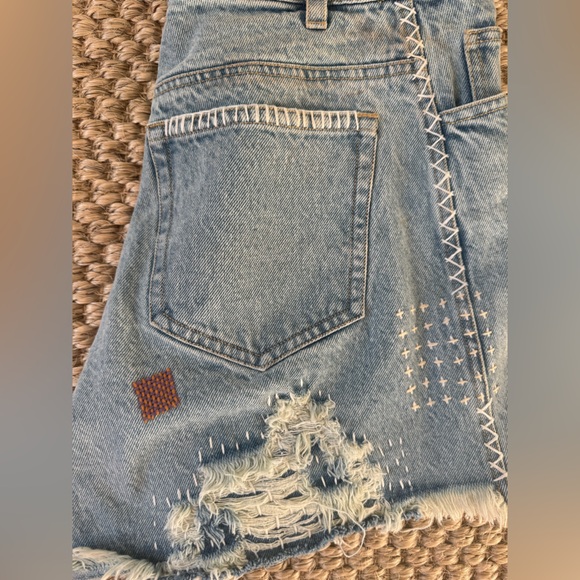 SEA NY Marion mended denim shorts blue size 00 - Picture 8 of 10